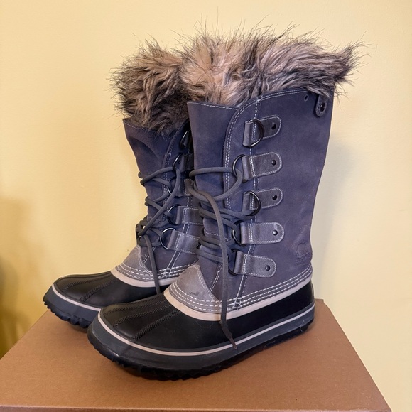 Sorel Joan of Arctic size 10 - Picture 3 of 8